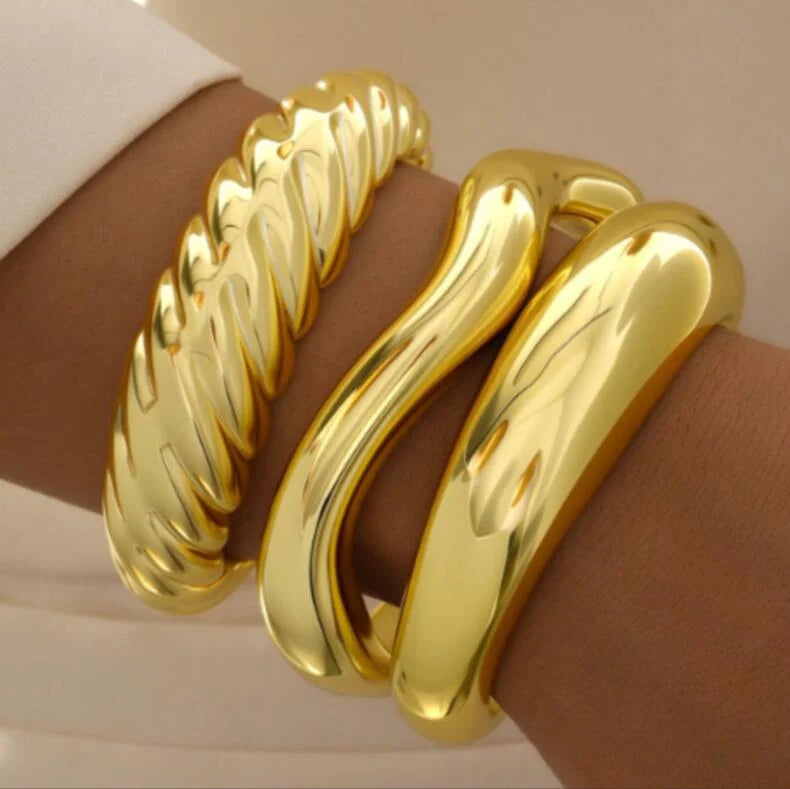 Vintage Cuff Bangle Set