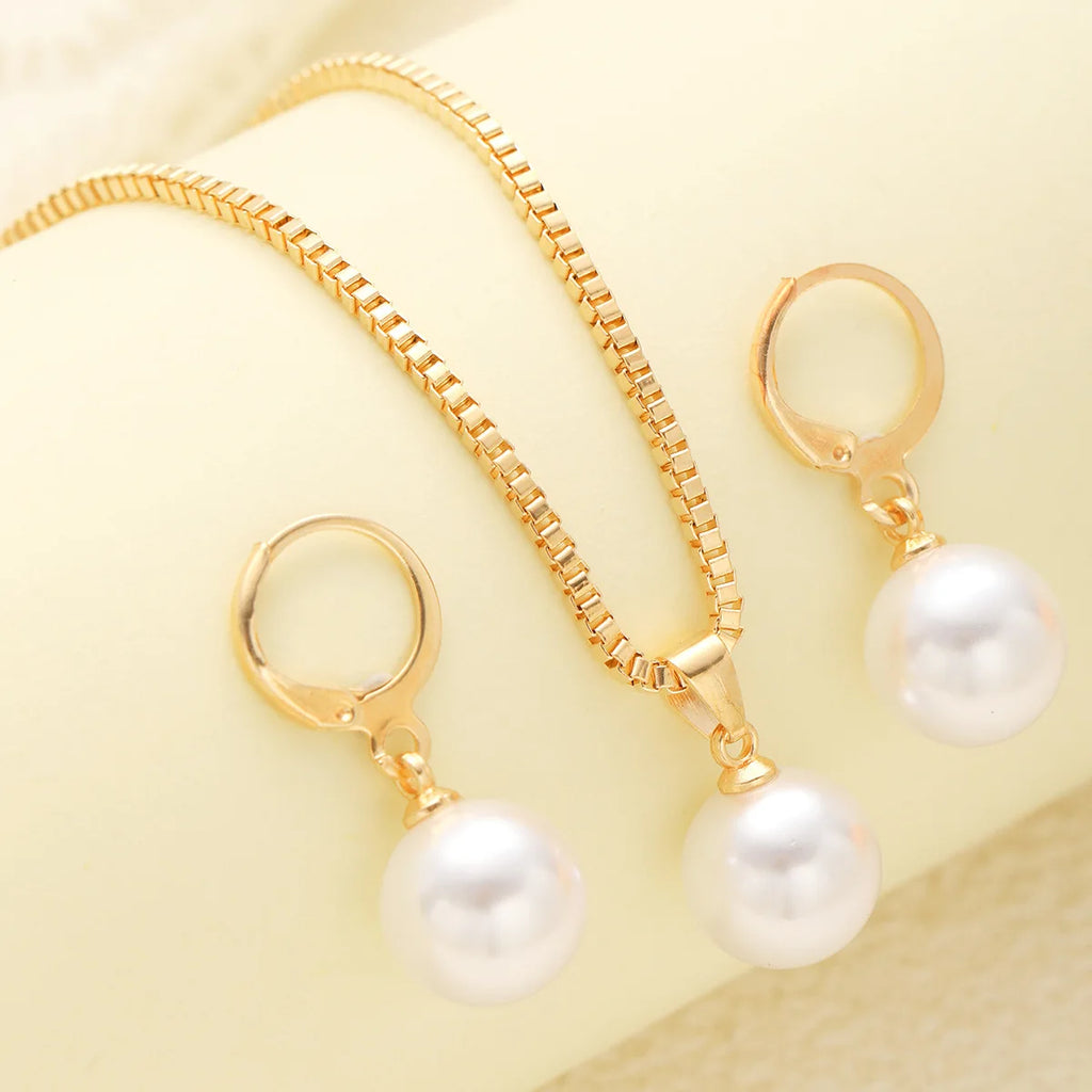 Elegant Pearl Jewelry Set